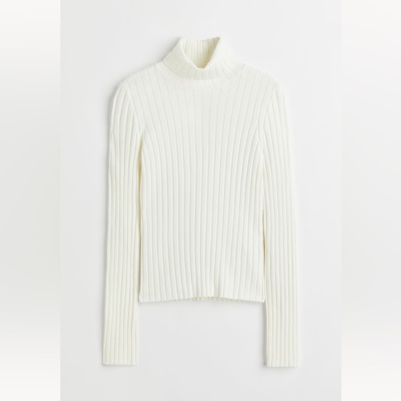 H&M cream turtleneck size small new with tags - Picture 4 of 5